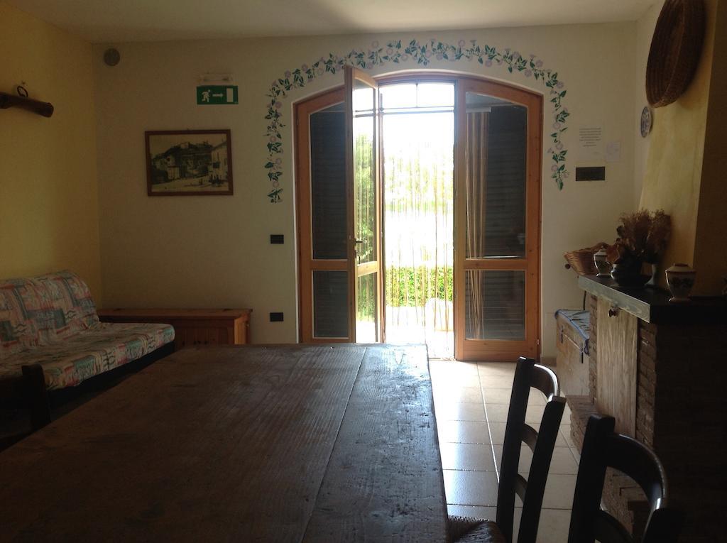 Valle Del Poggio Nocera Umbra Chambre photo